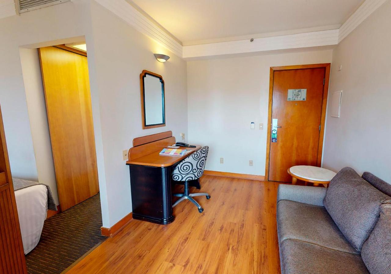 Estanplaza International Hotel Сао Паоло Екстериор снимка