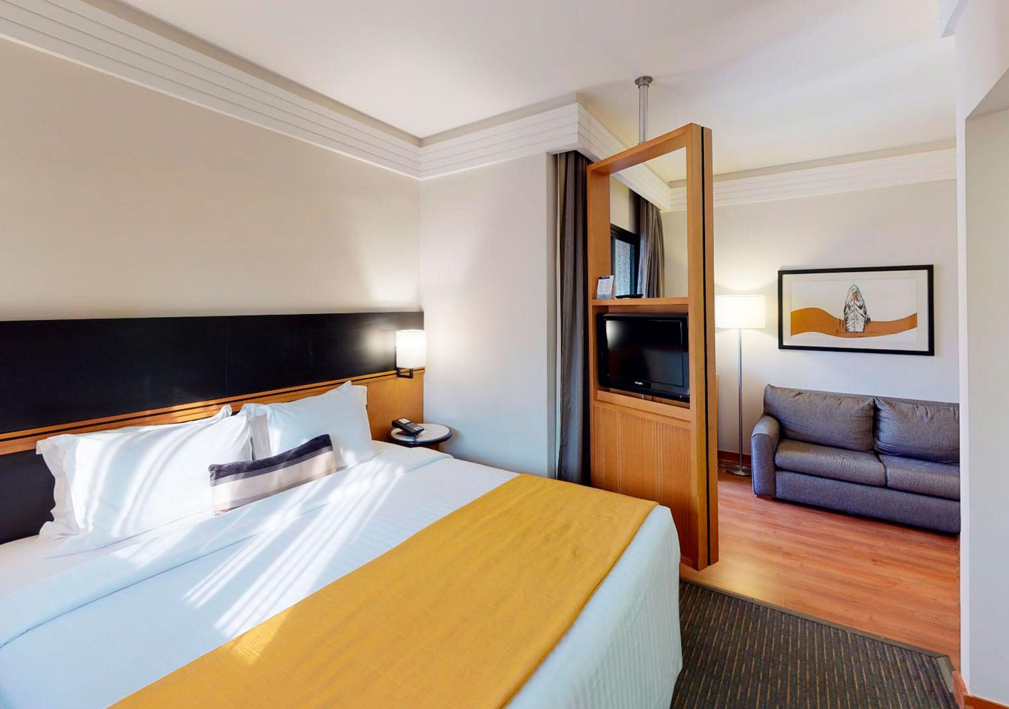 Estanplaza International Hotel Сао Паоло Екстериор снимка