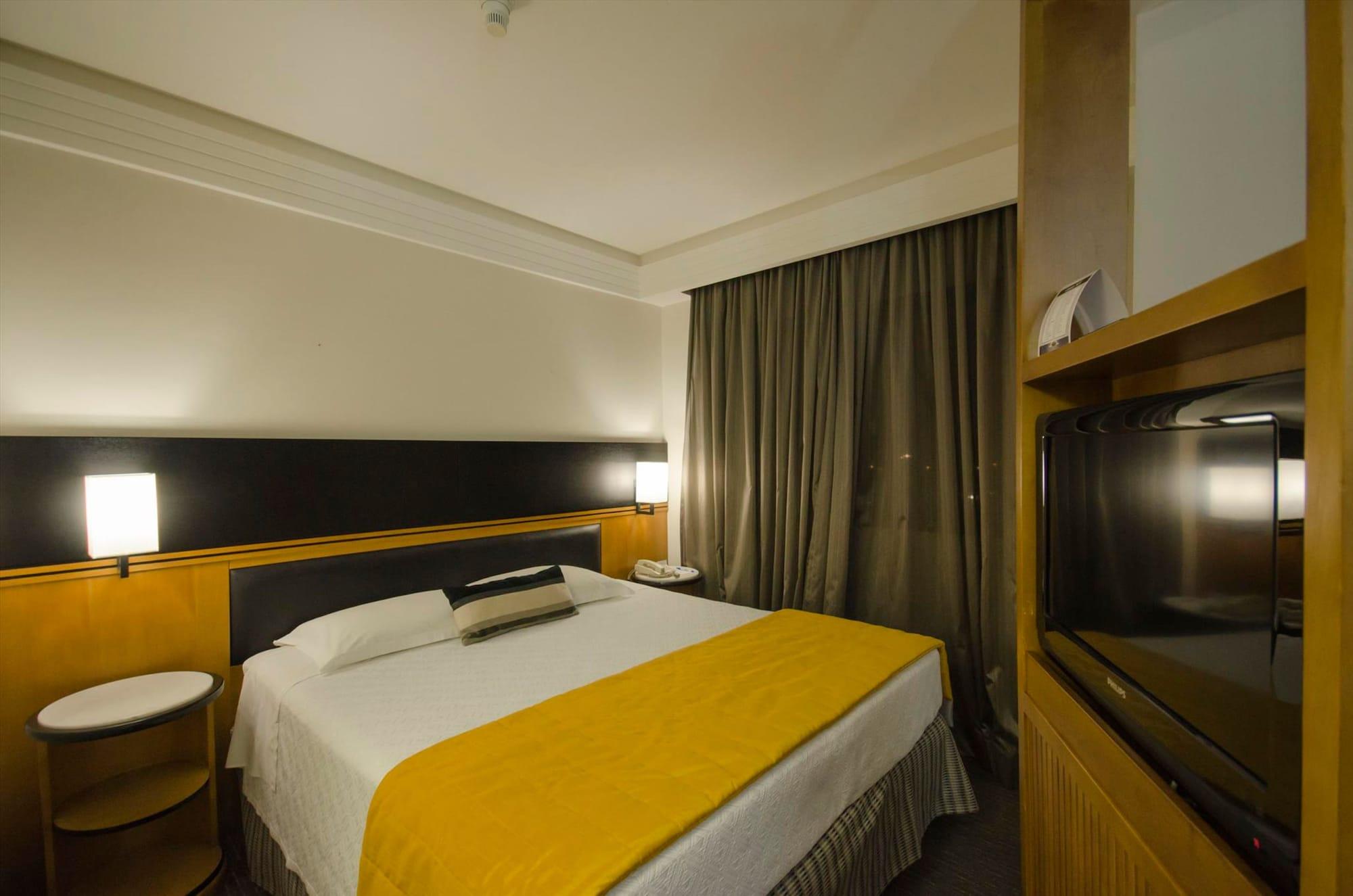 Estanplaza International Hotel Сао Паоло Екстериор снимка