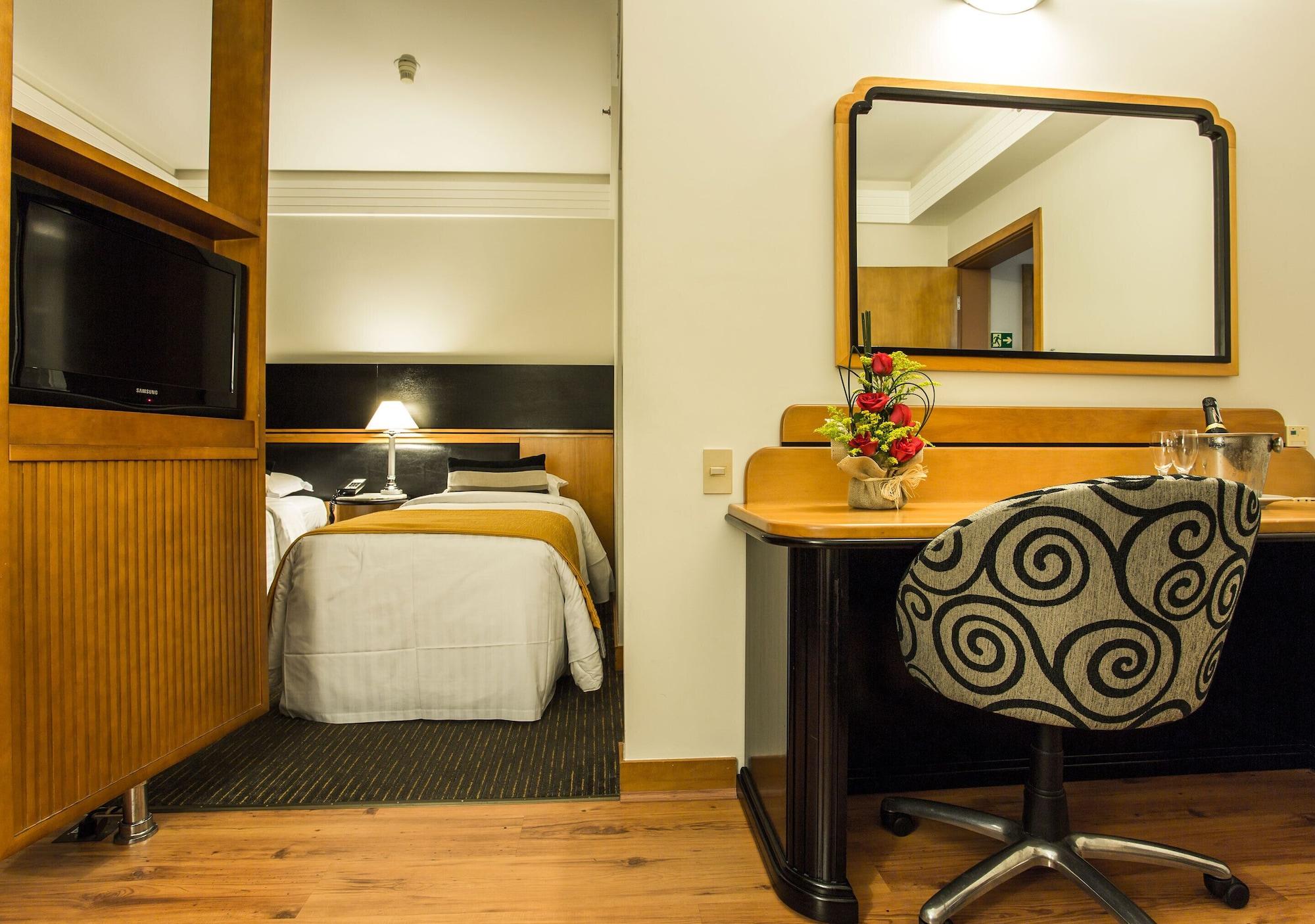 Estanplaza International Hotel Сао Паоло Екстериор снимка