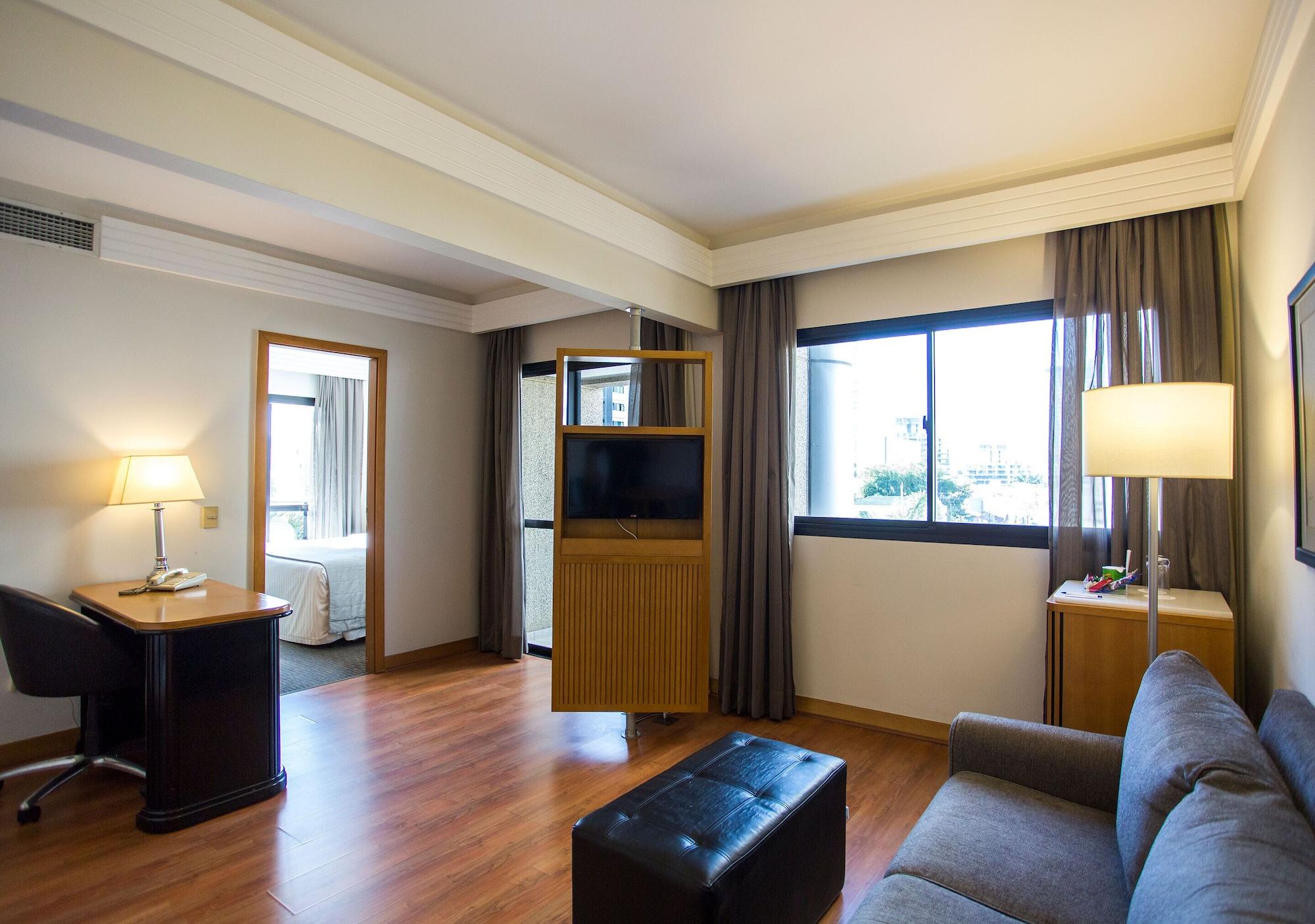 Estanplaza International Hotel Сао Паоло Екстериор снимка