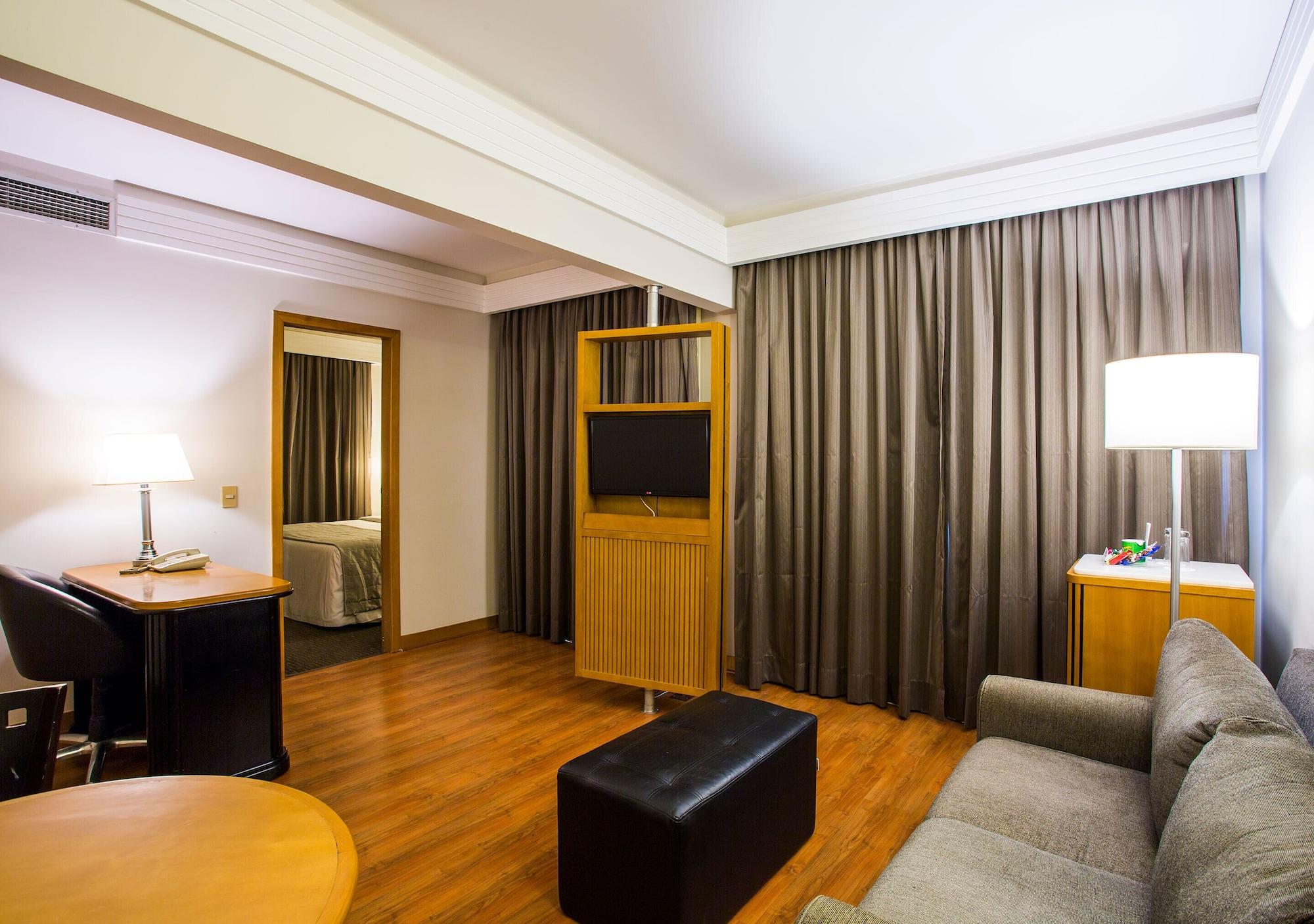 Estanplaza International Hotel Сао Паоло Екстериор снимка