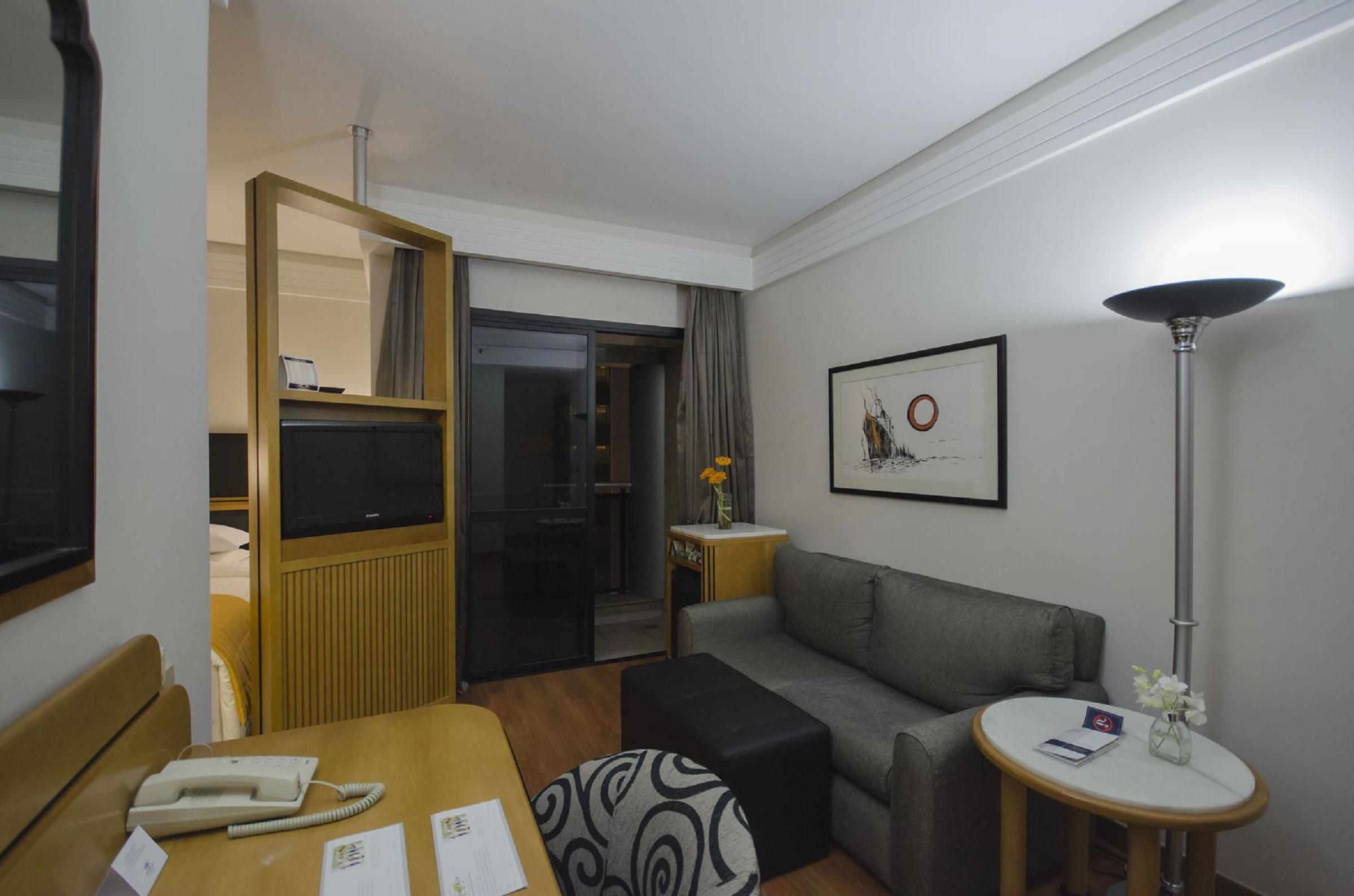 Estanplaza International Hotel Сао Паоло Екстериор снимка
