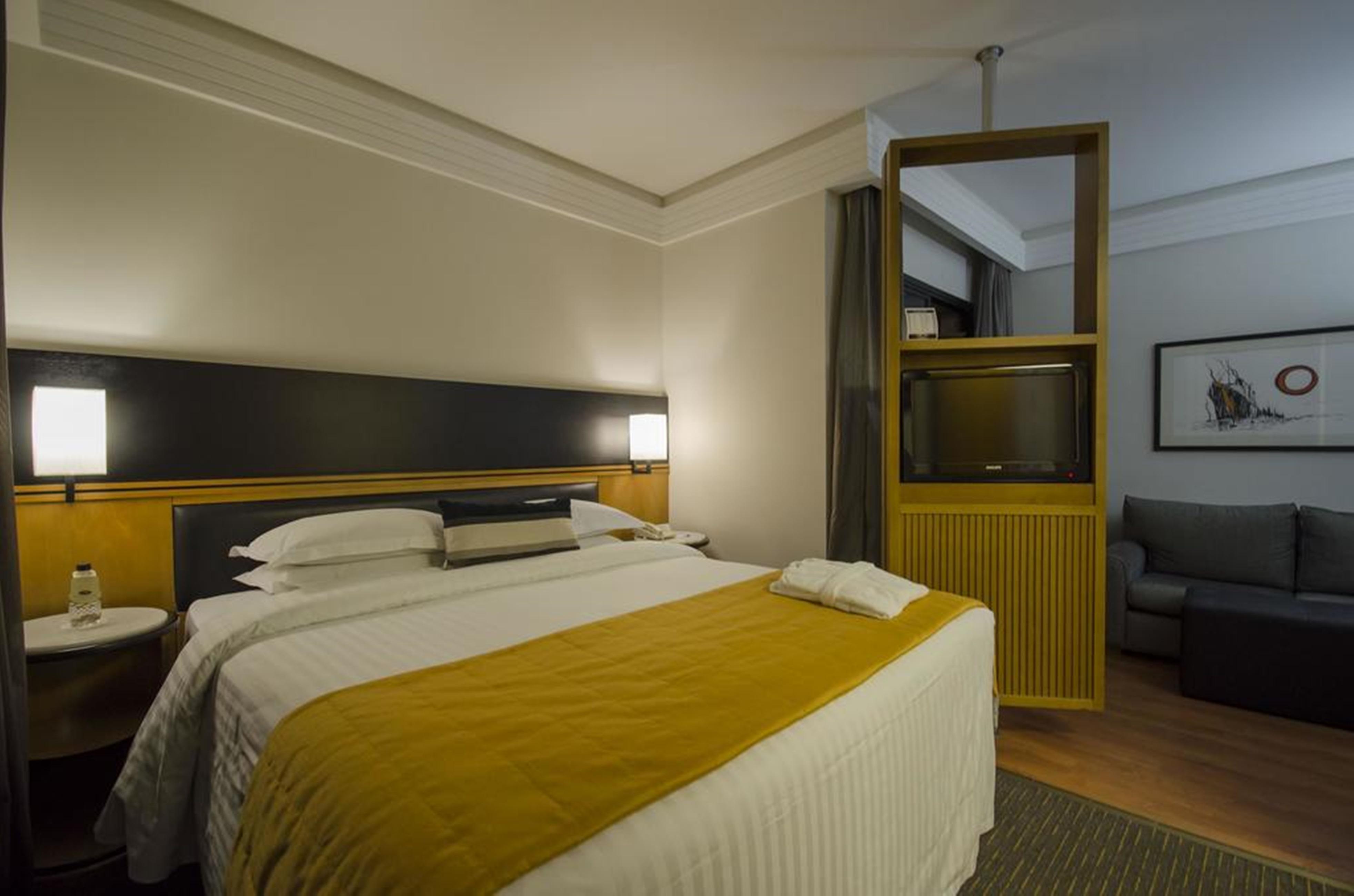 Estanplaza International Hotel Сао Паоло Екстериор снимка